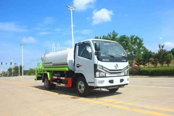 隨州市程力灑水車質(zhì)量好
