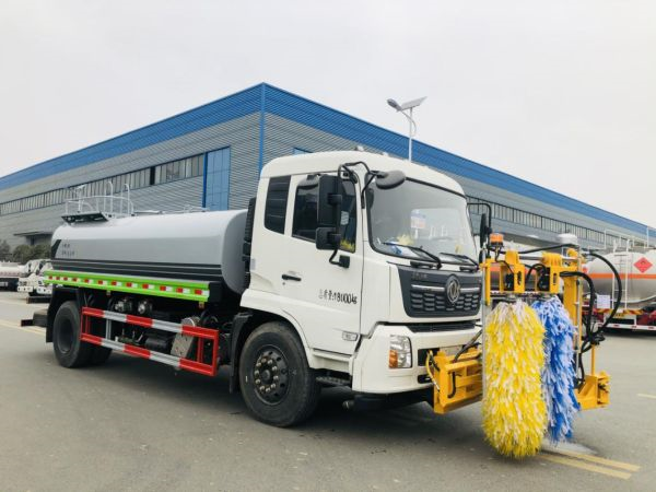 安徽農(nóng)用灑水車租賃合作，滿足農(nóng)業(yè)需求
