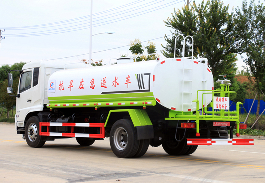 隨州市灑水車二手車市場：優(yōu)質(zhì)車源，保證售后服務(wù)
