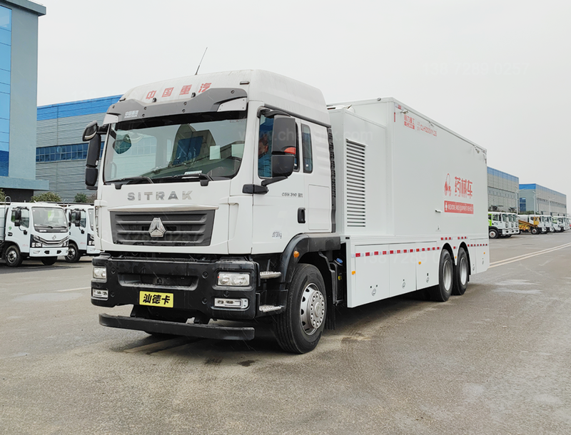 高原軍醫(yī)手術(shù)方艙：救援巔峰
