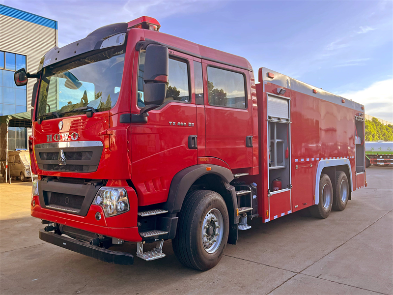 平頂山泡沫消防車廠家電話
