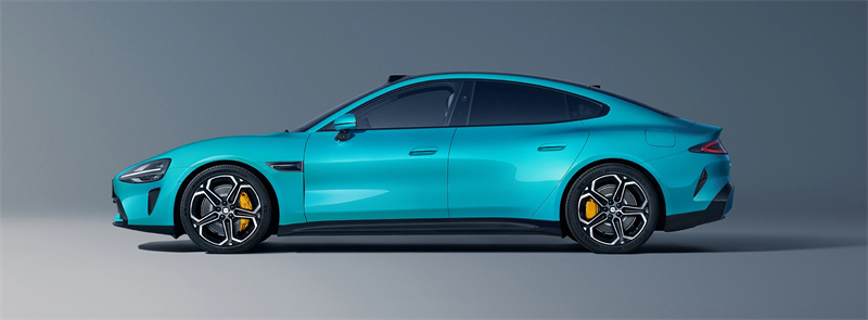 小米SU7純電動汽車太陽膜安裝位置解析
