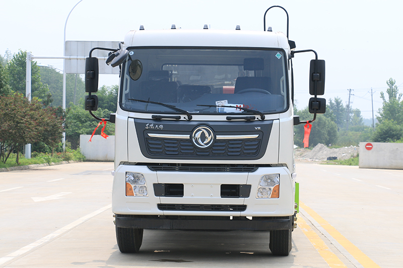 山東后裝壓縮式垃圾車，邁向環(huán)保時代
