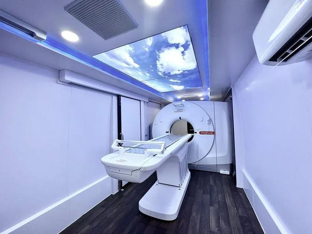 移動(dòng)車(chē)載CT車(chē)助力江北新區(qū)衛(wèi)生健康局新冠疫情防控工作(圖2) 移動(dòng)車(chē)載CT車(chē)助力江北新區(qū)衛(wèi)生健康局新冠疫情防控工作(圖2)